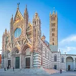 Casa Di Pierina, La Casa Dell'artista