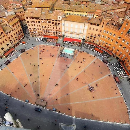 Lejlighed Casa Di Pierina, L'abbraccio Di Un Artista Poggibonsi